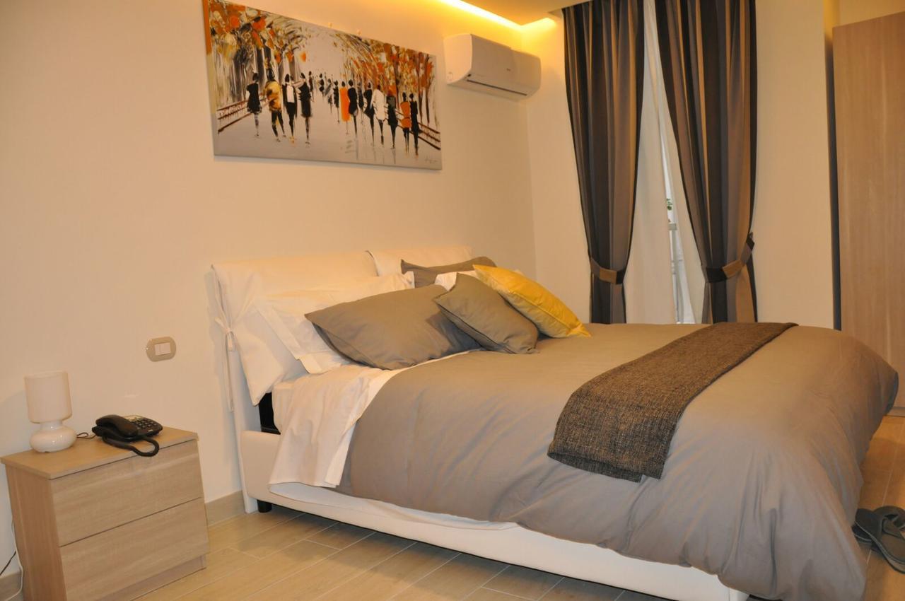 B&B Chiaia 216 Naples Luaran gambar