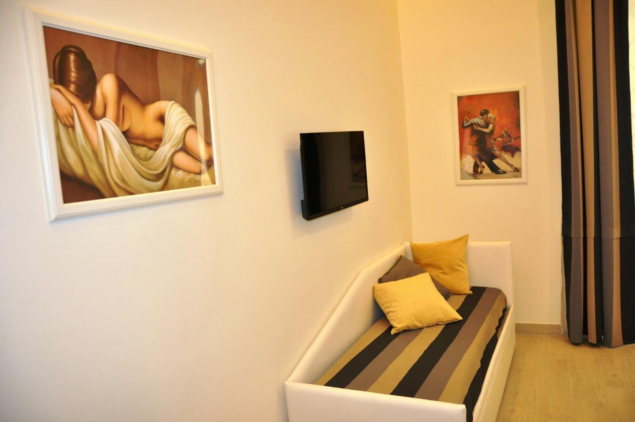 B&B Chiaia 216 Naples Luaran gambar